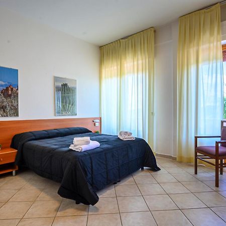 Hotel Vico Alto Siena Exteriör bild