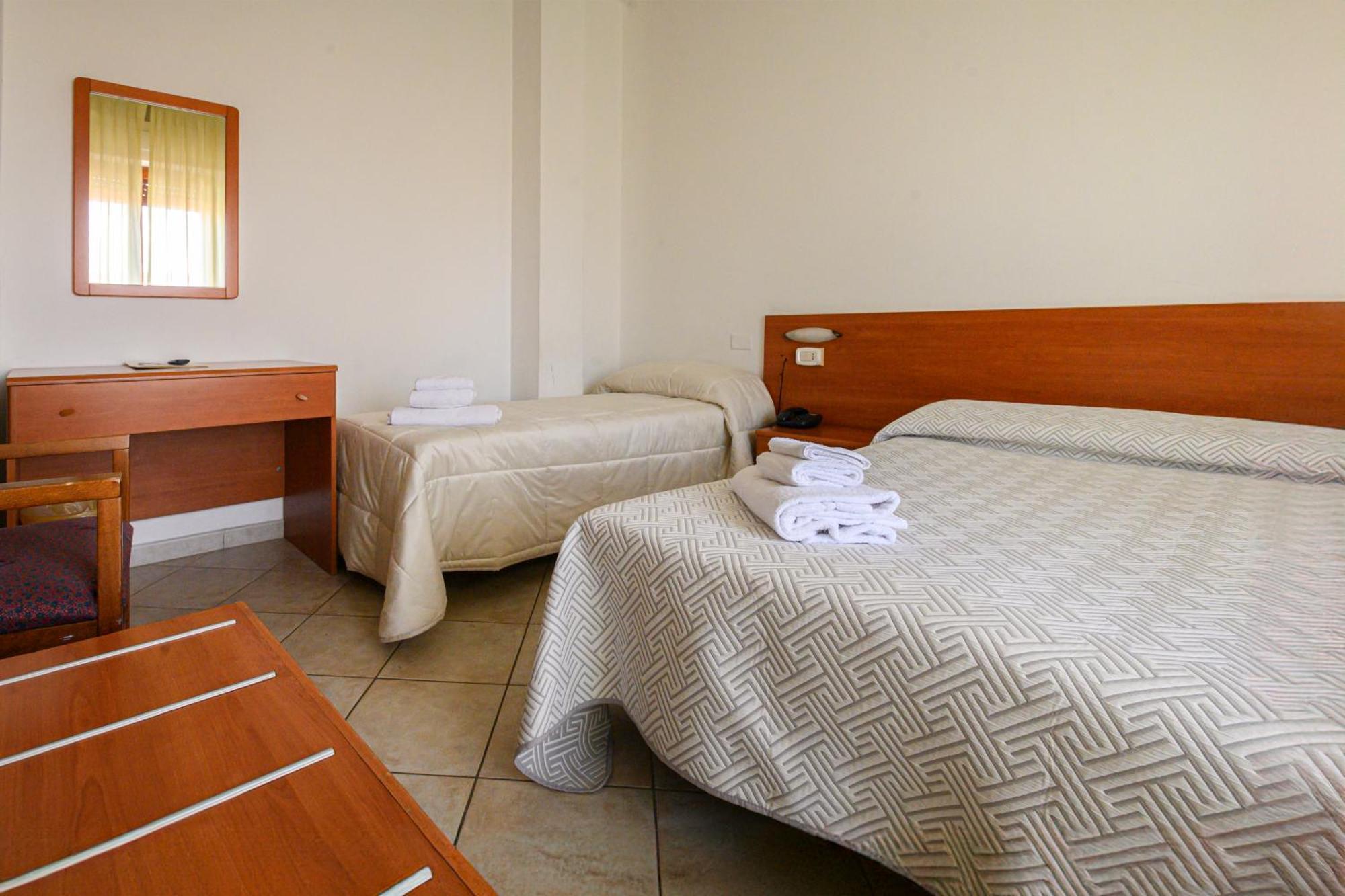 Hotel Vico Alto Siena Exteriör bild