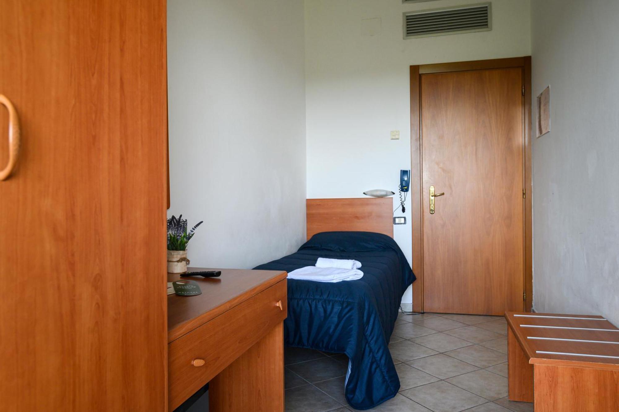 Hotel Vico Alto Siena Exteriör bild